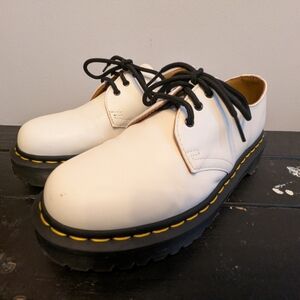 Doc Dr. Martens Smooth White Leather Platform Shoes 26654 Women Size 8